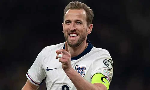 هاري كين يتجاوز بيليه ويحقق إنجازًا تاريخيًا في التهديف